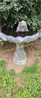 Concrete birdbath