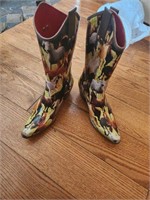 Womens Cowboy Boots size 7 Horse Print