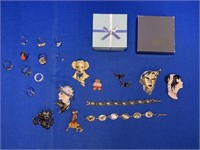 20+ PIECES OF COSTUME JEWELRY