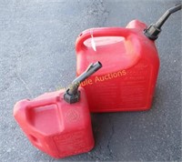 5.25gal & 2gal gas cans