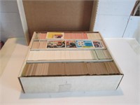 HUGE BOX FULL WITH BASEBALL CARDS