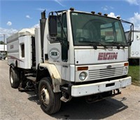 2005 Sterling SC8000 Sweeper Truck