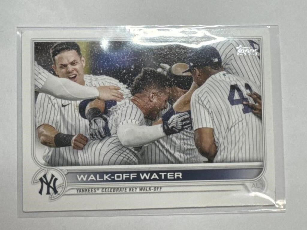 2022 Topps Walk-off Water New York Yankees #119!