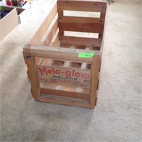 VINTAGE MELO-GLOW WOODEN CRATE 24 x 13 x 13