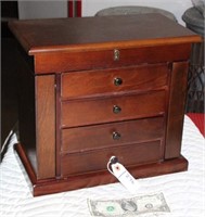 DRESSER TOP JEWELRY BOX