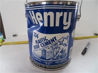 Henry Plastic Roof Cement
