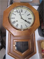 Montgomery Wards Wall Clock, no pendilium/key