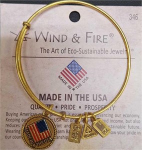 Wind&Fire American Flag bracelet