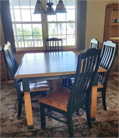 Amish Made Oak Table w/ 4 Chairs, Gorgeous!!