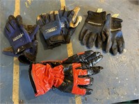Assorted lot of Working / Outdoor Gloves