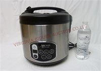 Aroma Digital Rice Cooker ~ Powers On