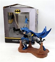 Classic Batman' Diamond Select Toy Figure in OB