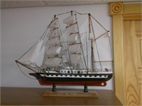 Belem model ship