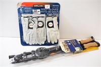 GOLF GLOVES - RIGHT HAND SIZE MED- TREKKING POLL