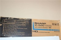 SHARP VC 7844U VCR