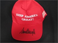DONALD TRUMP SIGNED KAG RED HAT COA