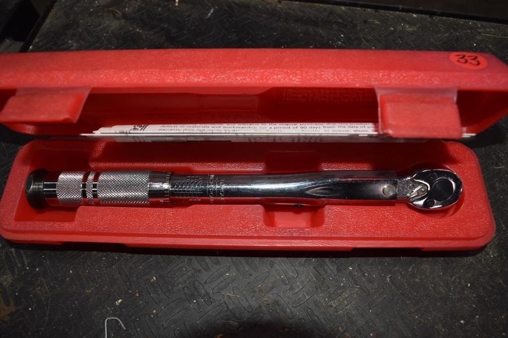 TORQUE WRENCH