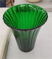 Vase forest green