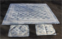 Blue/White Vintage Quilt w/ Pillow Cases