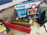 BOX OF PICTURE FRAMES AND DIGITAL FRAME