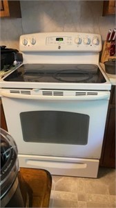 GE Electric Stove, 30” Wide Stove Top Needs