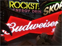 Light up Budweiser sign