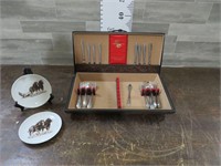 8 PIECE  STAINLESS STEEL CUTLERY