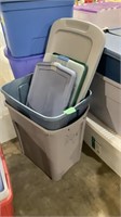 Two storage tubs, extra lids