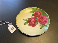 Crysantheme Hand Painted Plate
