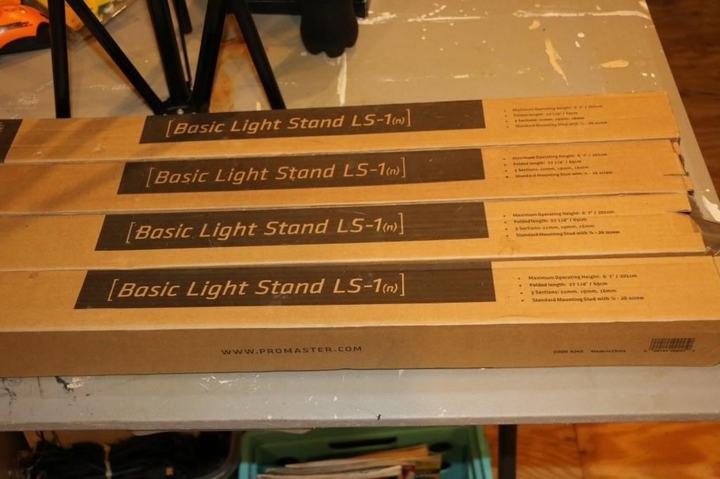 Basic Light Stand (4) Just stands no lights