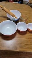 Pyrex bowls and plastic bowls, rolling pin.