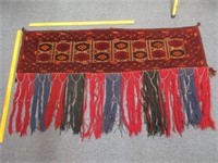 mid-east 5ft wide wool rug with long fringe
