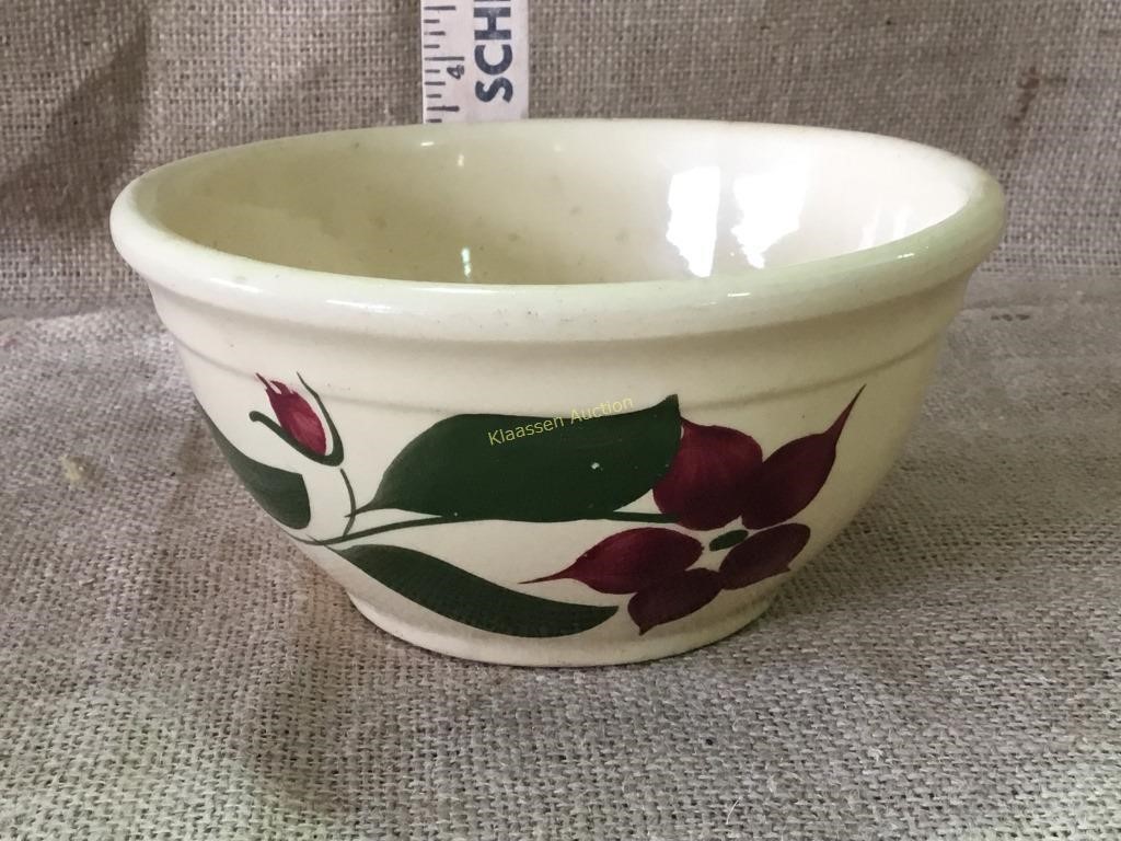 Vintage Watt Pottery Starflower #7 mixing bowl
