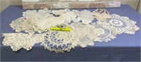 BOX LOT: 28  DOILIES