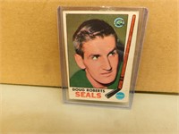 1969/70 OPC Doug Robert #81 Hockey Card