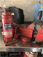 Lot with 2 including MVP   6 tons bottle jack and