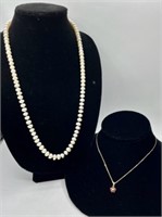 14k Pendant & Pearl Necklace w/14k Clasp