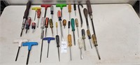 Screwdrivers Lot