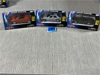 Maisto diecast from Dollar store Hard See all pic