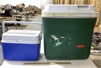 2 Rubbermaid coolers