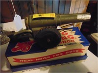 Cast Iron "BIG BANG" cannon w. original box