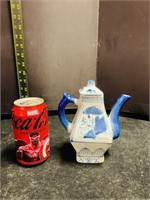 Canton Collection Tea Pot Cobalt Blue porcelain