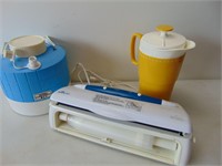 Thermos, Pitcher and a Vacuum Sealer, untested