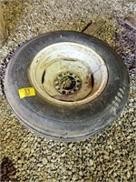 (1) farm implement tire with rim