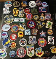 W - LOT OF COLLECTIBLE PATCHES (L76)