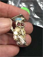 Cute, Vintage Little Wise Old Owl Pin