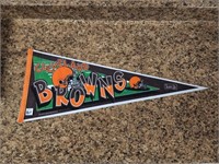 1995 TAG EXPRESS/TRENCH CLEVLAND BROWNS PENNANT