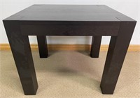 NICE QUALITY SIDE TABLE IN ESPRESSO FINISH