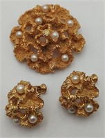 Napier Gold Tone & Faux Pearl Brooch & Earrings