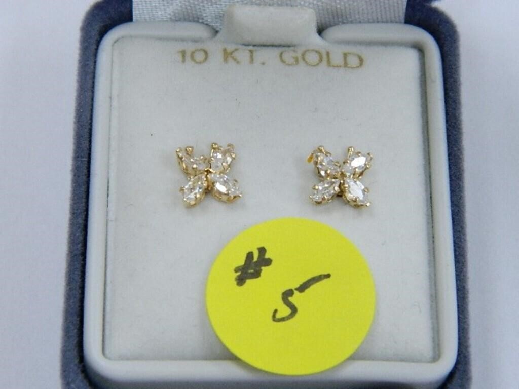 10kt Yellow Gold, .7gr. Butterfly Earrings with